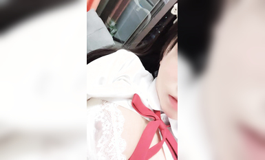 19歲的廣州妹妹！【京魚兒】道具自慰爆漿，粉穴近距離B (8)